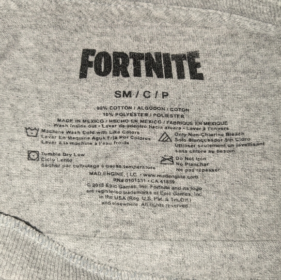 Epic Games: Fortnite | Boogie Bomb Game T-Shirt Gray | Size: Small - Picture 5 of 7